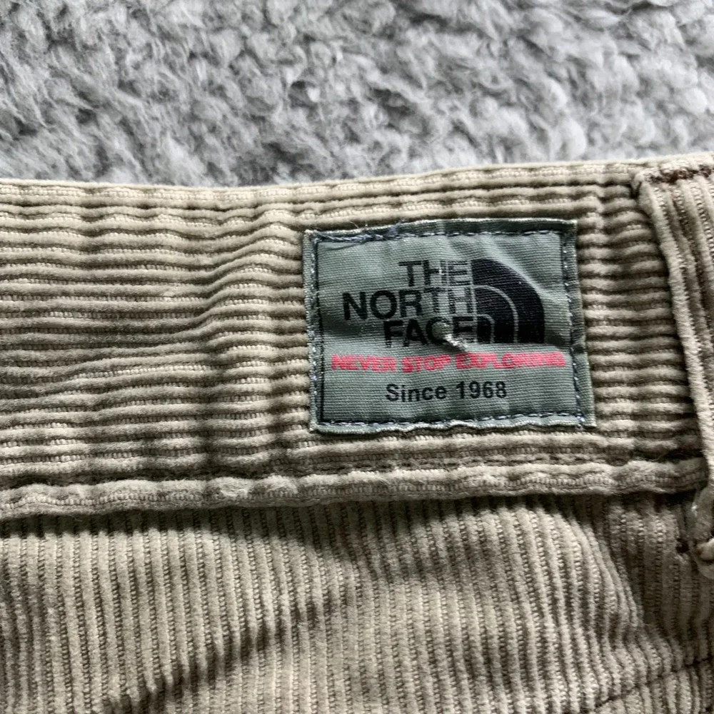 The North Face Pants Mens 38x32 Measured Corduroy Beige Tag: 38*